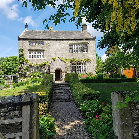 بيت للعطل High Hall *